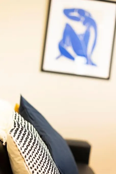 דירה בלפסט The Matisse- 10 Min Walk To City / Trendy 1 Bd Apt בריטניה